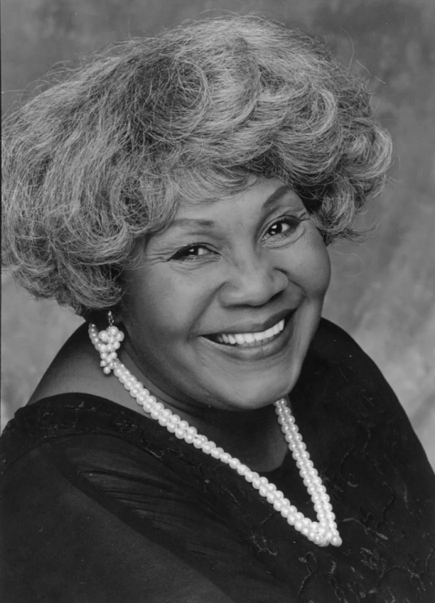 Irma P. Hall Net Worth, Relationships, Age/Birthdate & Birthday Facts