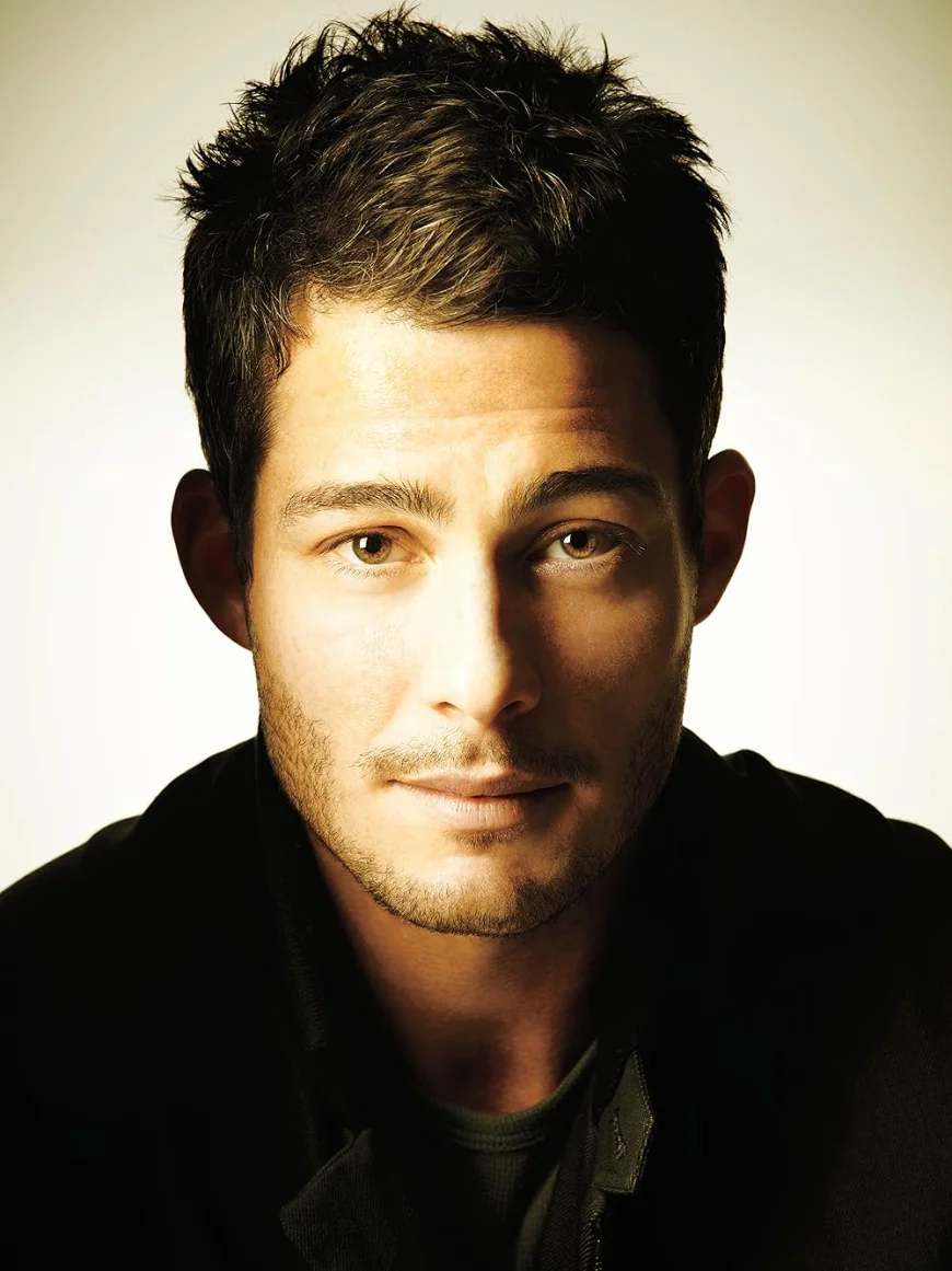 Brian Hallisay Net Worth, Relationships, Age/Birthdate & Birthday Facts