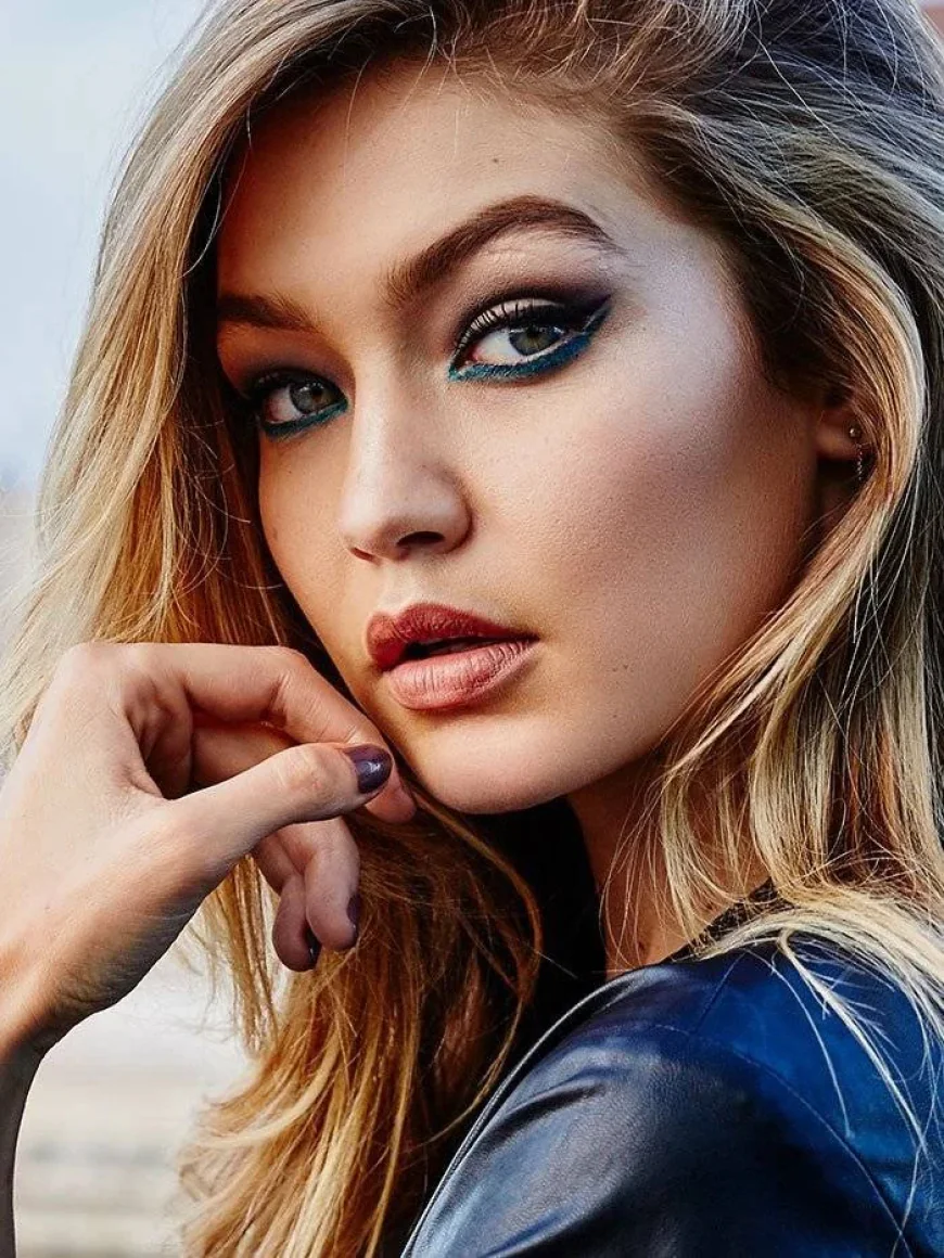 Gigi Hadid Net Worth, Relationships, Age/Birthdate & Birthday Facts