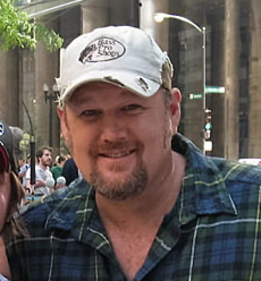 Larry The Cable Guy Net Worth, Relationships, Age/Birthdate & Birthday Facts