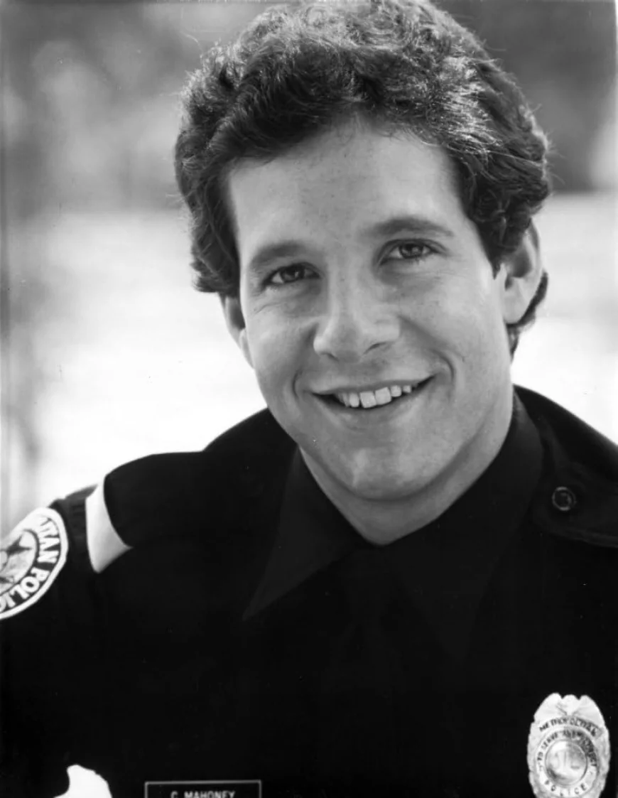 Steve Guttenberg Net Worth, Relationships, Age/Birthdate & Birthday Facts