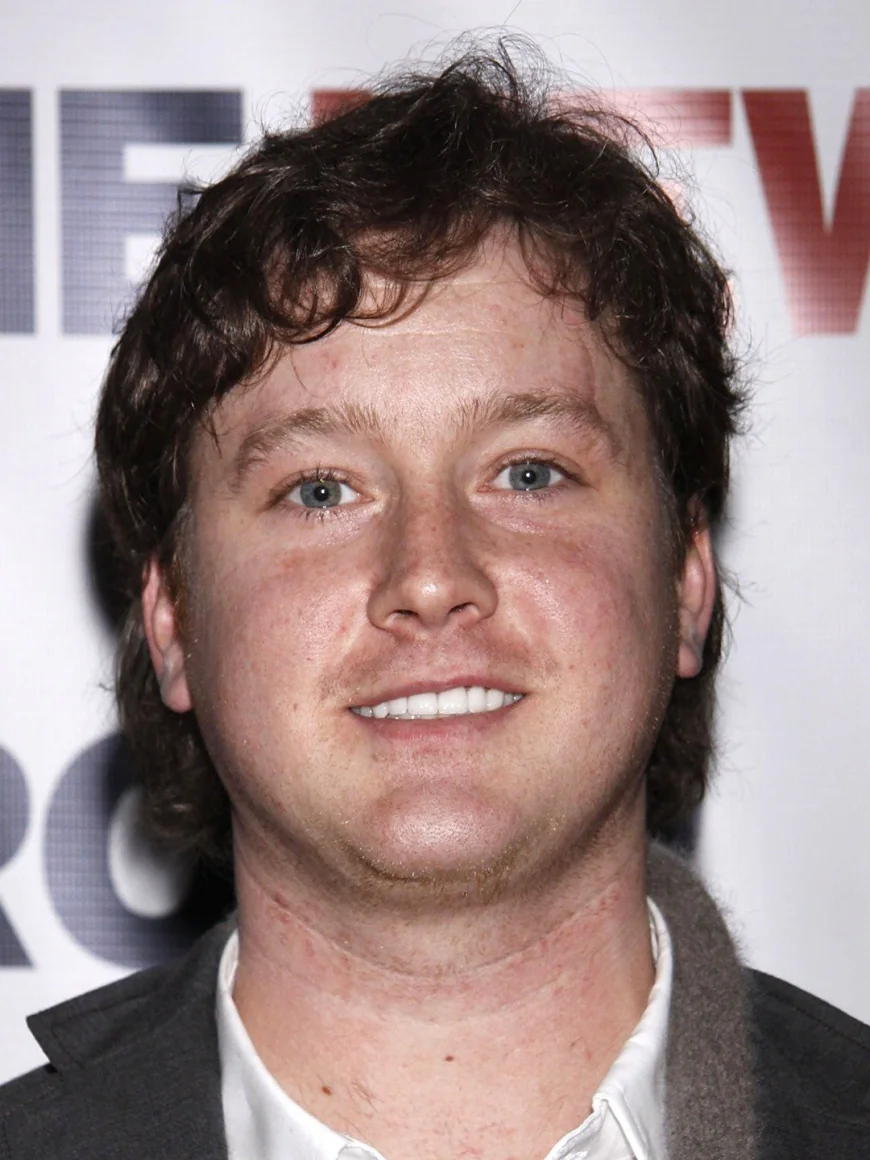 Tom Guiry Net Worth, Relationships, Age/Birthdate & Birthday Facts