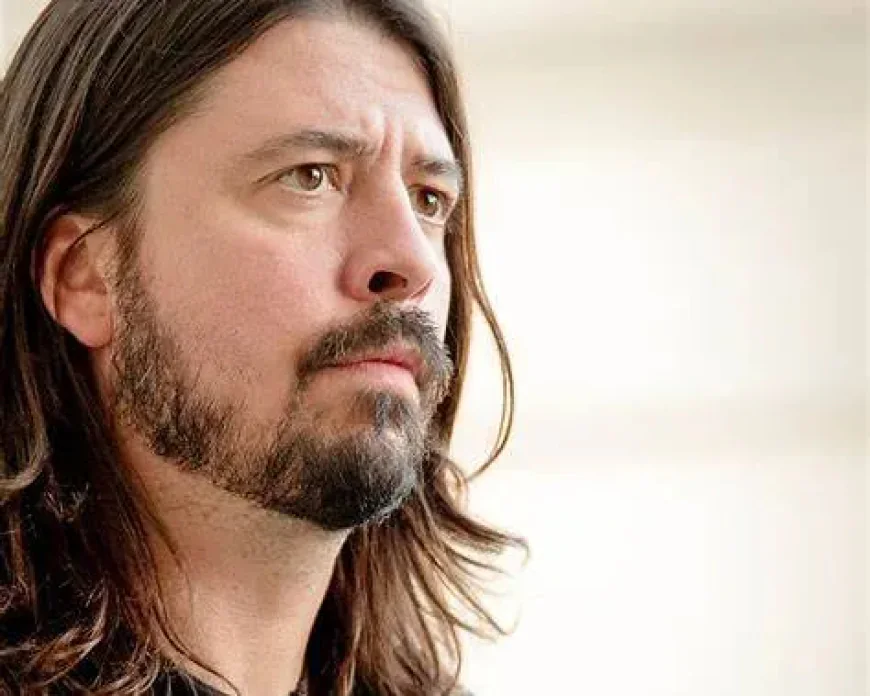 Dave Grohl Net Worth, Relationships, Age/Birthdate & Birthday Facts