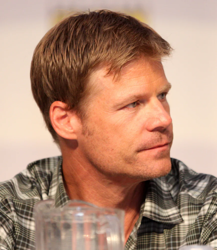 Joel Gretsch Net Worth, Relationships, Age/Birthdate & Birthday Facts