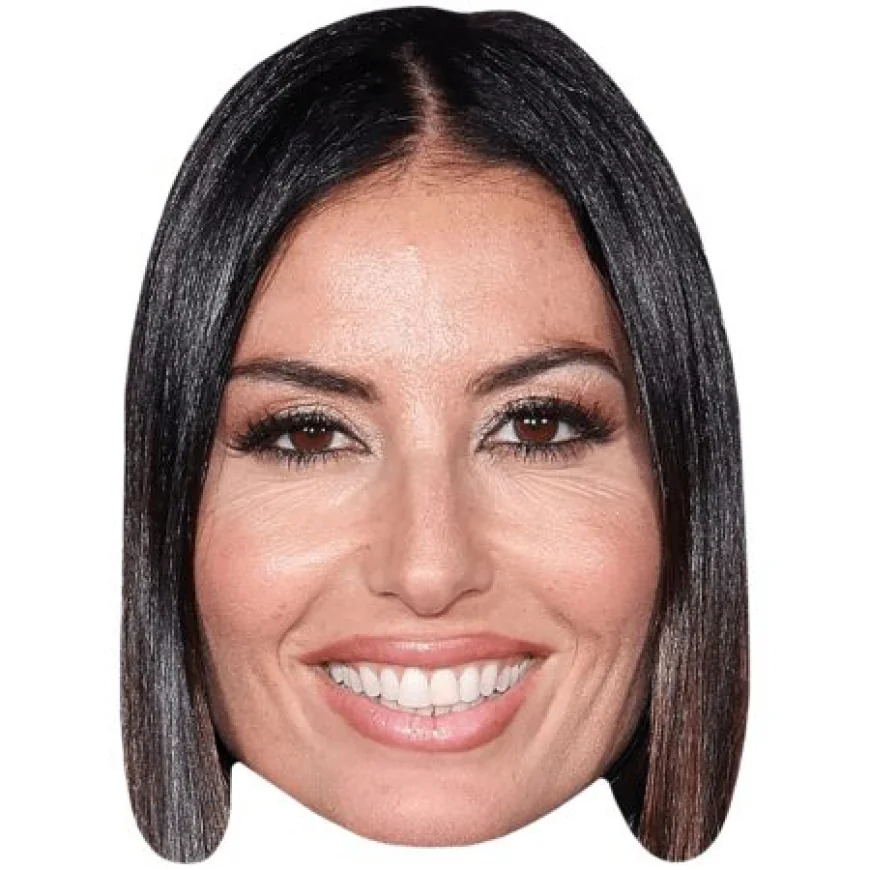 Elisabetta Gregoraci Net Worth, Relationships, Age/Birthdate & Birthday Facts