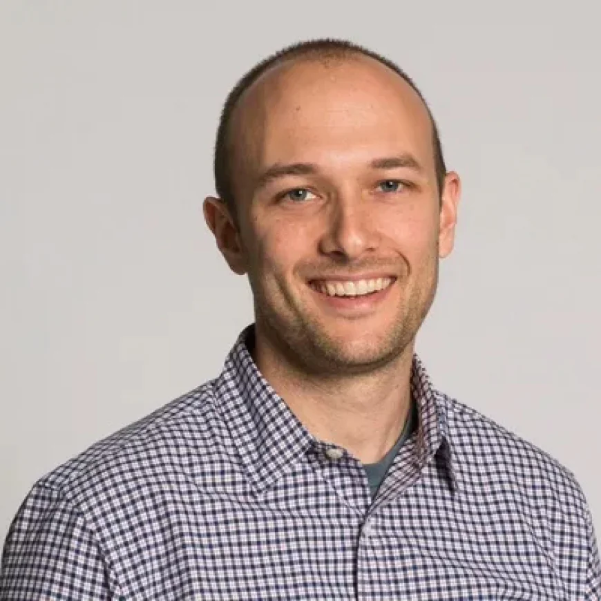 Logan Green Net Worth, Relationships, Age/Birthdate & Birthday Facts