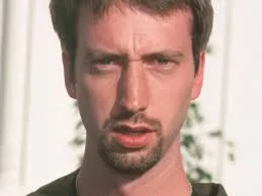 Tom Green Net Worth, Relationships, Age/Birthdate & Birthday Facts