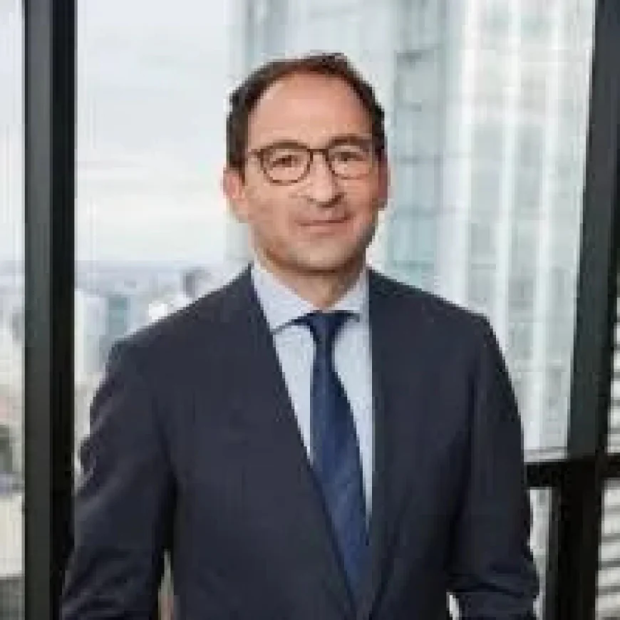 Jonathan Gray Net Worth, Relationships, Age/Birthdate & Birthday Facts