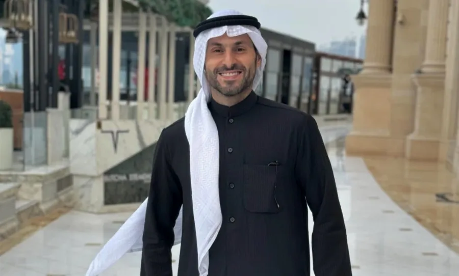 Explore Ali Kakoli’s life, acting career, music, and the recent rumors he addressed in 2026 in this comprehensive feature.