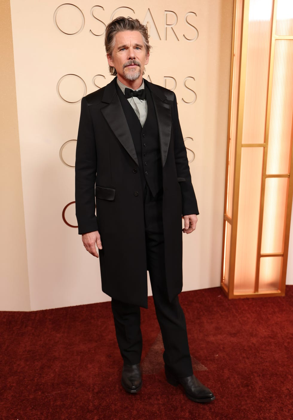 Ethan Hawke net worth in 2025 is estimated at $57 million. Explore his earnings from films, directing, writing, and long-term career success.