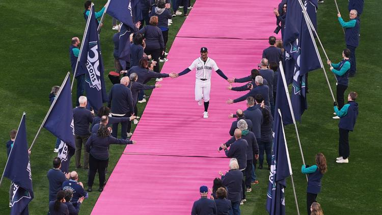 Learn how to watch Seattle Mariners games in 2026 via Mariners.TV, cable, satellite, and streaming platforms with this complete guide.