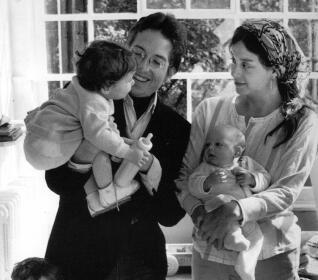 Bob Dylan Wife History: Relationships, Family, and Life