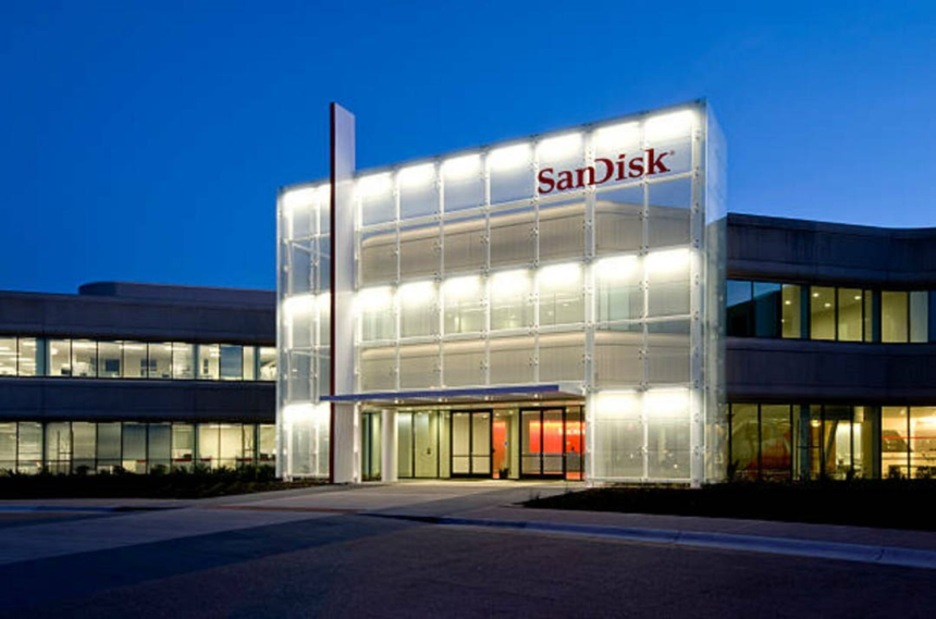 SNDK Stock Analysis 2026: Sandisk’s AI Growth Surge