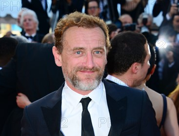 Explore Jean-Paul Rouve’s career, films, awards, and latest news, including his 2026 Legion of Honor recognition and Tuche success.