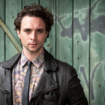 André Kaczmarczyk wife details explained. Discover his relationship status and why the actor keeps his personal life private.