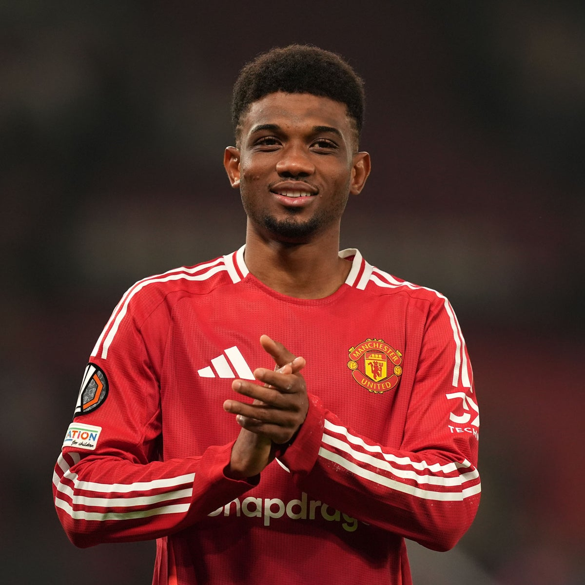 Manchester United Star Hits Back at Online Rumors