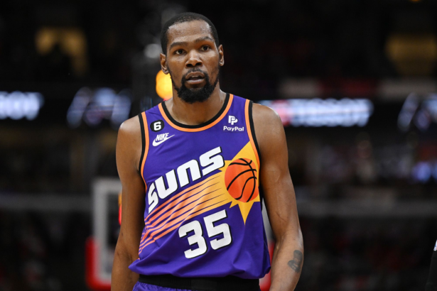 Discover Kevin Durant’s biography, salary, height, wife status, and latest basketball updates.