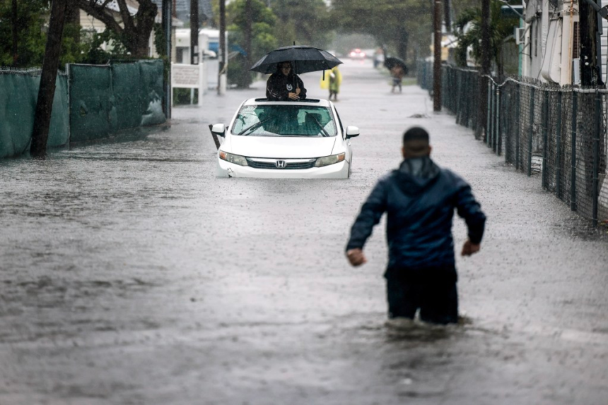 Miami Rain Forecast: Flood Watch, Storms, and Weekend Outlook