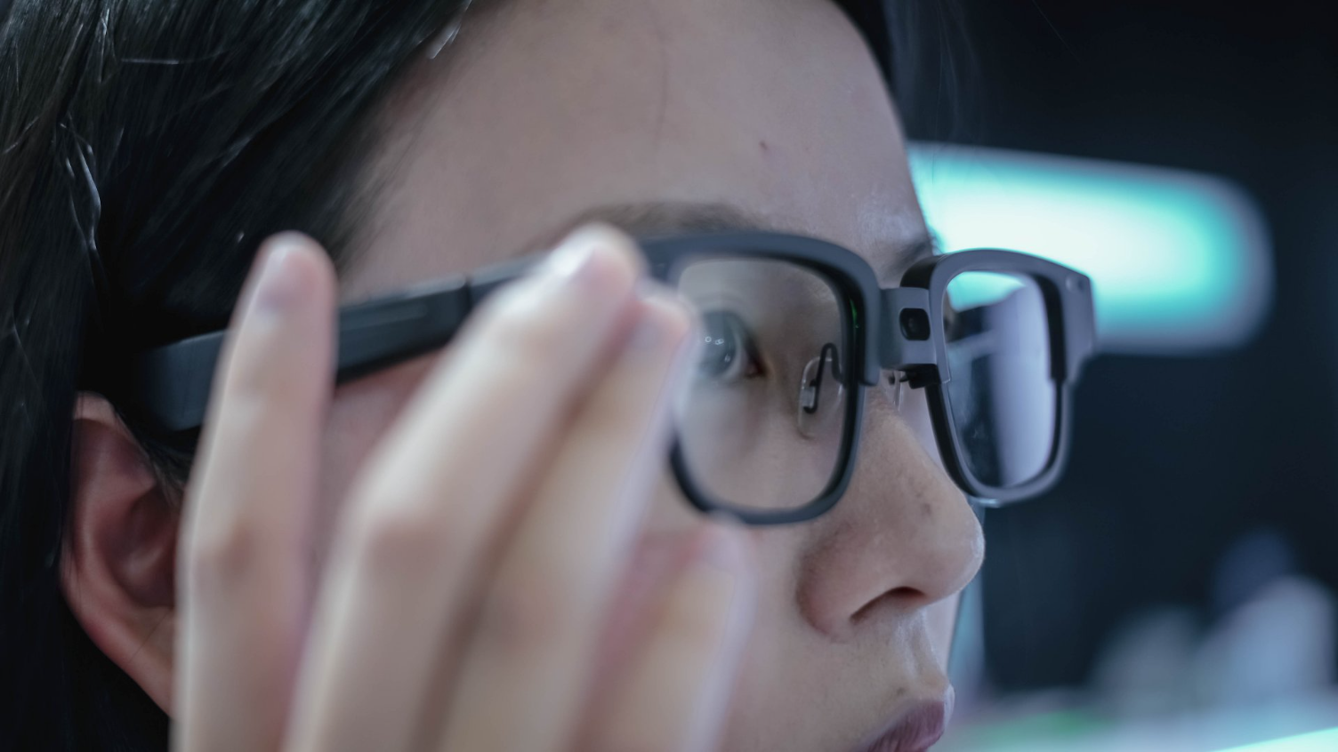 Discover Samsung Galaxy Glasses specs, features, price, and release timeline in this detailed breakdown of Samsung’s upcoming smart wearable.