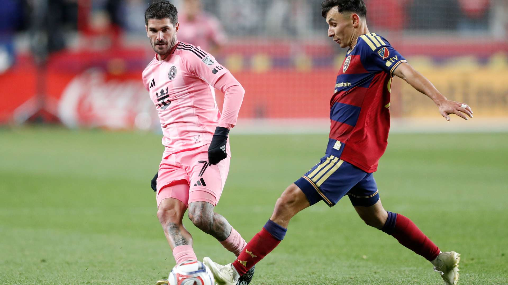 Lionel Messi transfer news: Inter Miami targets Bernardo Silva as Barcelona and MLS plans unfold in a global transfer battle