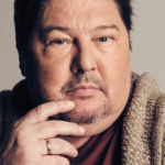 Martijn Krabbé celebrates King’s Day in Amsterdam, receiving heartfelt support as he faces terminal illness. A powerful story of resilience and joy.