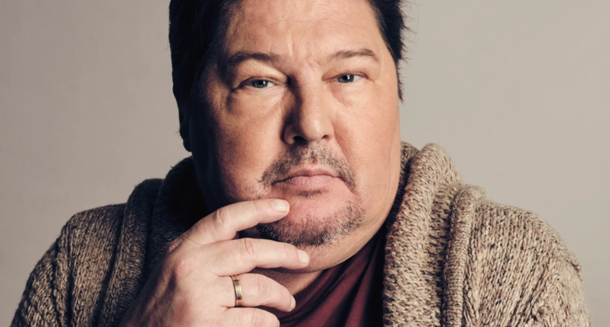 Martijn Krabbé celebrates King’s Day in Amsterdam, receiving heartfelt support as he faces terminal illness. A powerful story of resilience and joy.