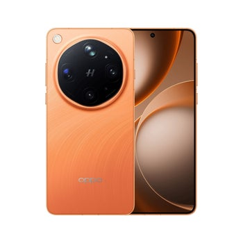 Compare Oppo Find X9 Ultra and Vivo X300 Ultra cameras—zoom, night, video, and performance explained in this detailed test.