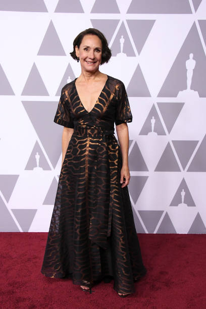 Laurie Metcalf biography, age, net worth, career, family, movies, and TV shows. Explore her life, achievements, and legacy in 2026.