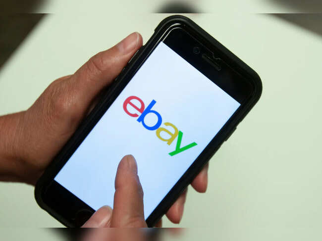eBay outage hits users worldwide with billing and checkout issues. Here’s what happened and what it means for buyers and sellers.