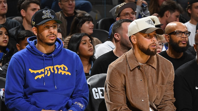 Spurs vs Warriors best bets, predictions, and prop picks for April 2026. Analyze spreads, totals, and key player trends before betting.