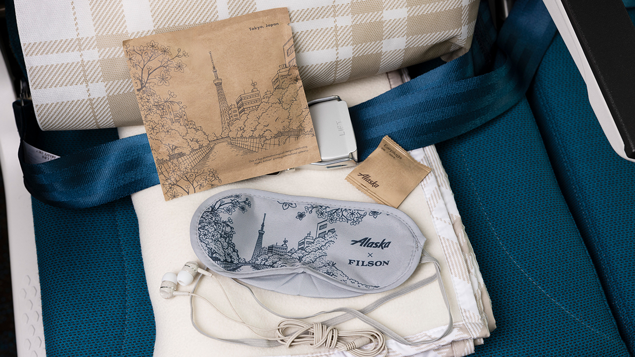 Alaska Airlines 2026: Business Class Launch and Disruptions