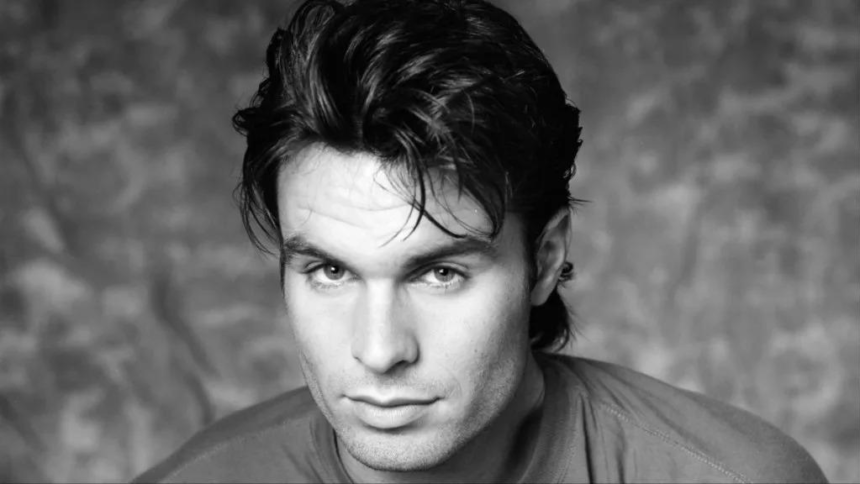 Patrick Muldoon dies at 57. Explore his career, movies, TV roles, relationship with Denise Richards, and net worth in this detailed feature.