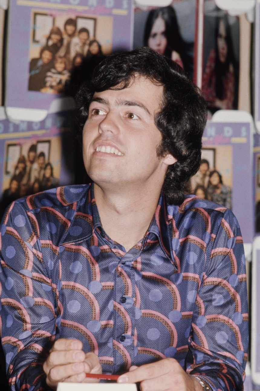 Alan Osmond biography, net worth, age, illness, family, and career. Explore his role in The Osmonds and lasting music legacy.