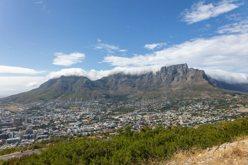 Cape Town Weather Today: Forecast, Rain & Weekly Outlook
