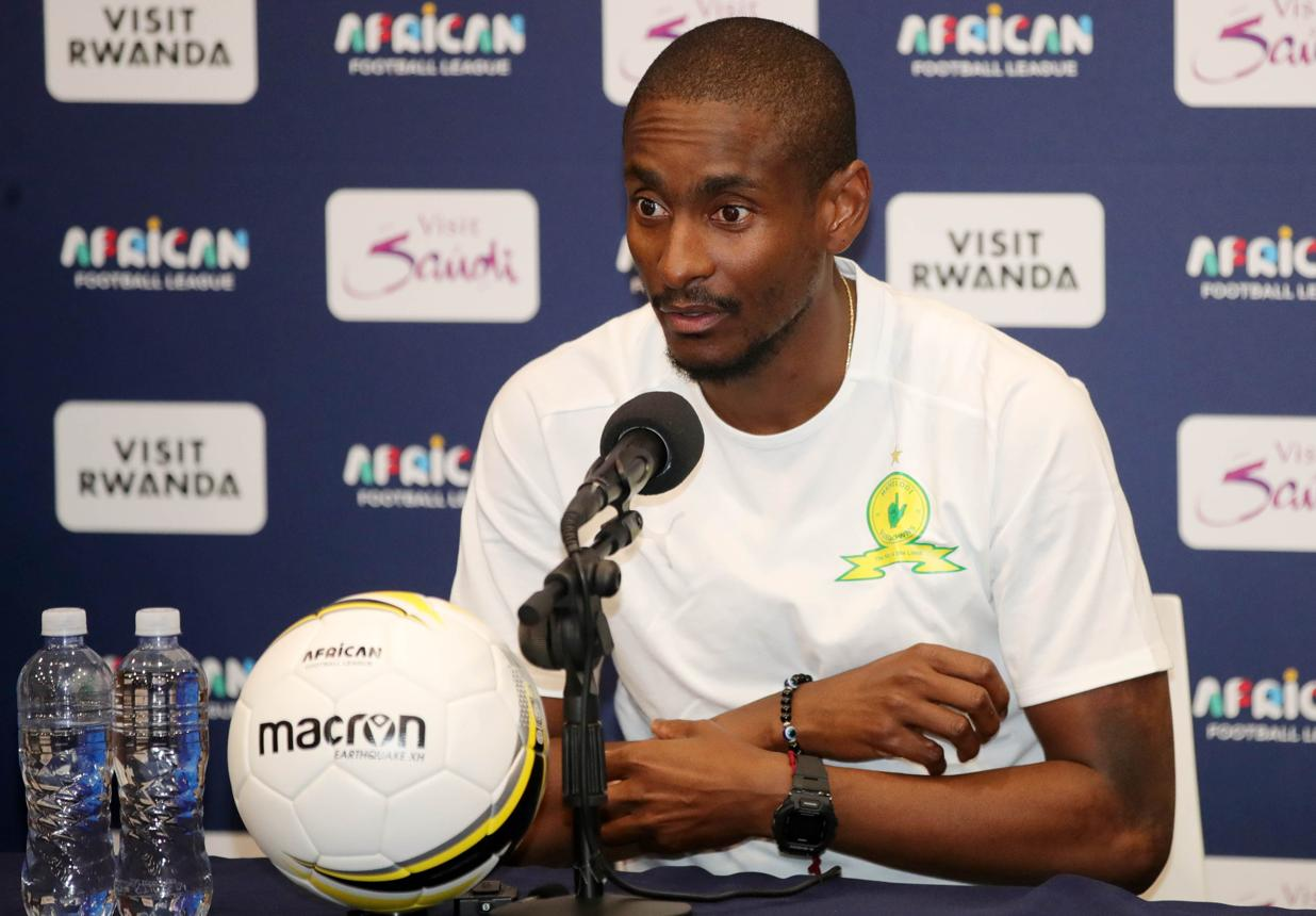 Rhulani Mokwena net worth in 2026, including salary, assets, and career growth across top clubs and leagues.