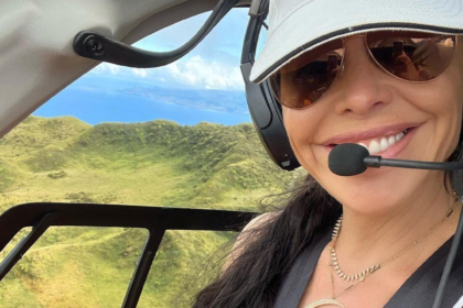 Lauren Sánchez Bezos biography, net worth, age, career, family, relationships, and latest updates. Explore her life, achievements, and media journey.
