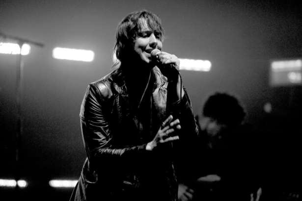 The Strokes announce 2026 world tour with dates across North America, Europe, and Japan. See full schedule, lineup, and album details.