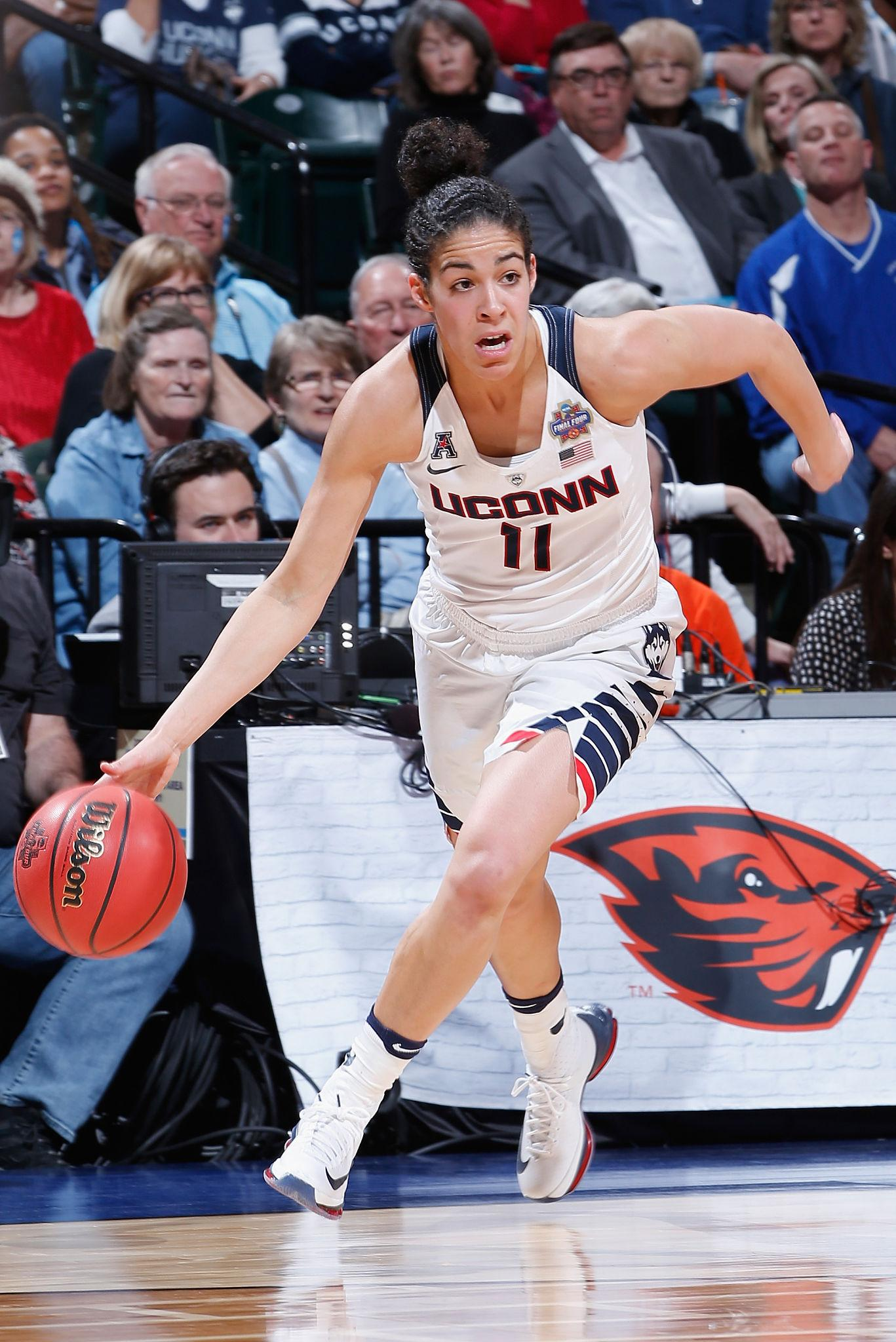 Kia Nurse signs with Toronto Tempo, marking a major moment for Canadian basketball and the WNBA expansion team’s future.