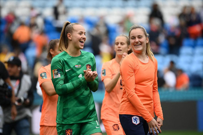 Netherlands Women Beat France 2-1 in World Cup Qualifiers