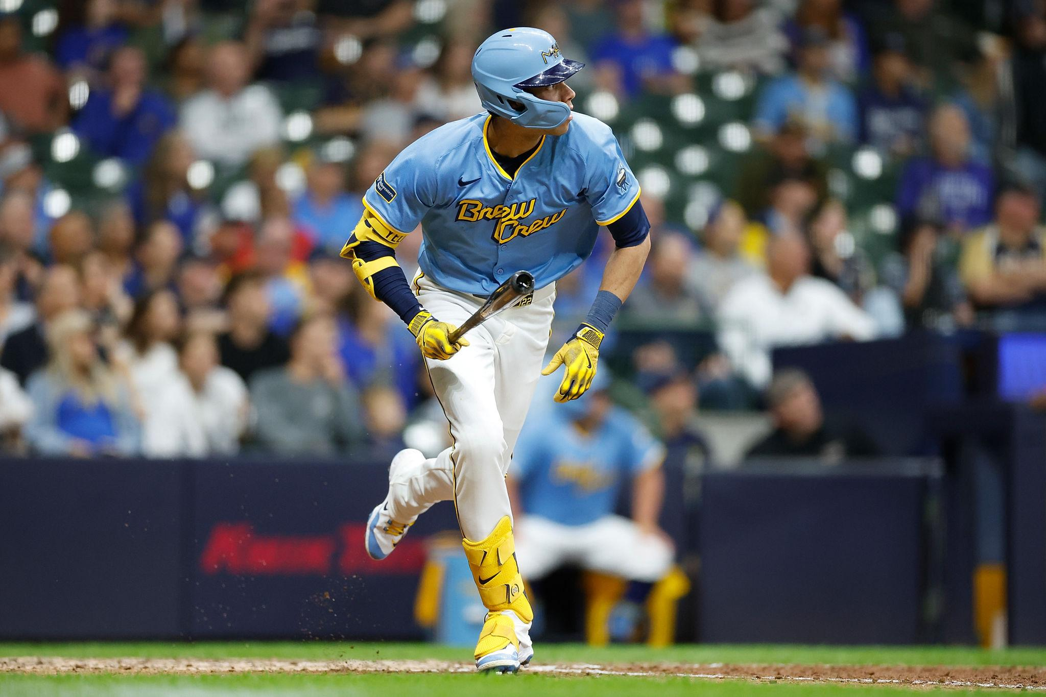 Blue Jays defeat Brewers 9–7 in extra innings. Full match report, player stats, standings, and where to watch the Toronto vs Milwaukee MLB game.