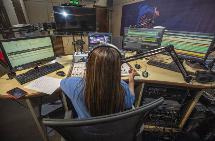 Radio Personality Explained: Career, Skills and Influence