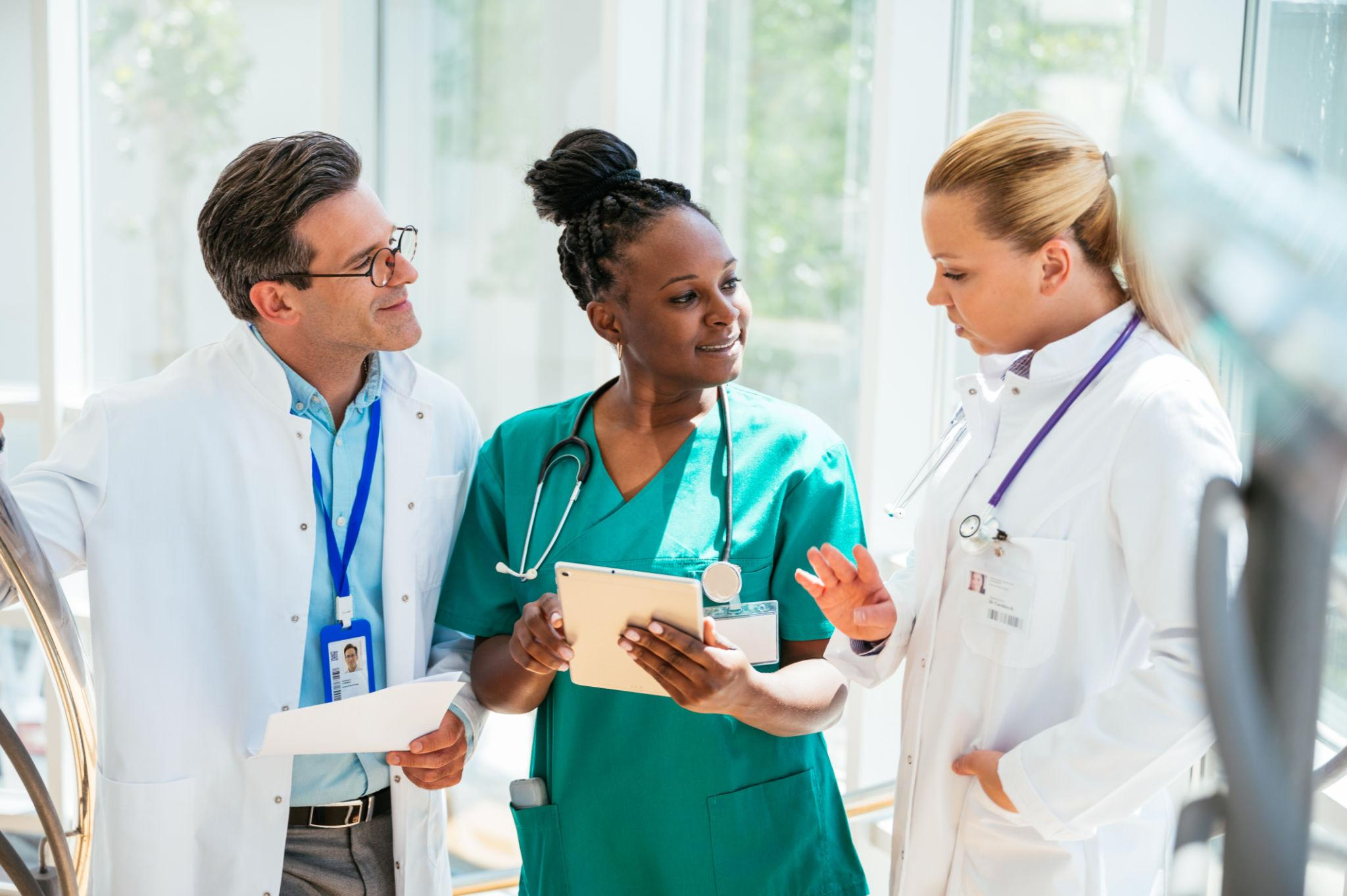 Explore how US hospitals are evolving with innovation, equity challenges, and advanced care shaping the future of healthcare in 2026.