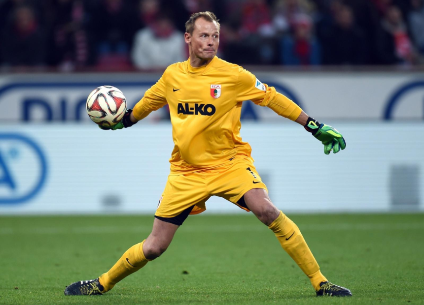 Former Arsenal goalkeeper Alex Manninger dies at 48 after a tragic accident in Austria. A look at his career, legacy, and tributes from football.