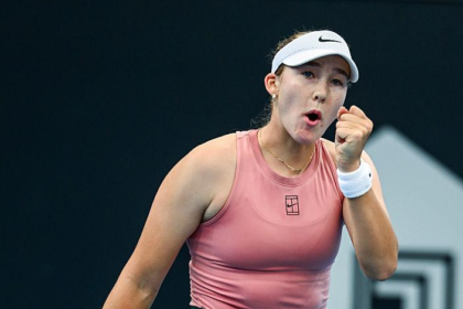 Mirra Andreeva extends her winning streak in Stuttgart after beating Alycia Parks. A Swiatek clash now awaits in a key 2026 showdown.