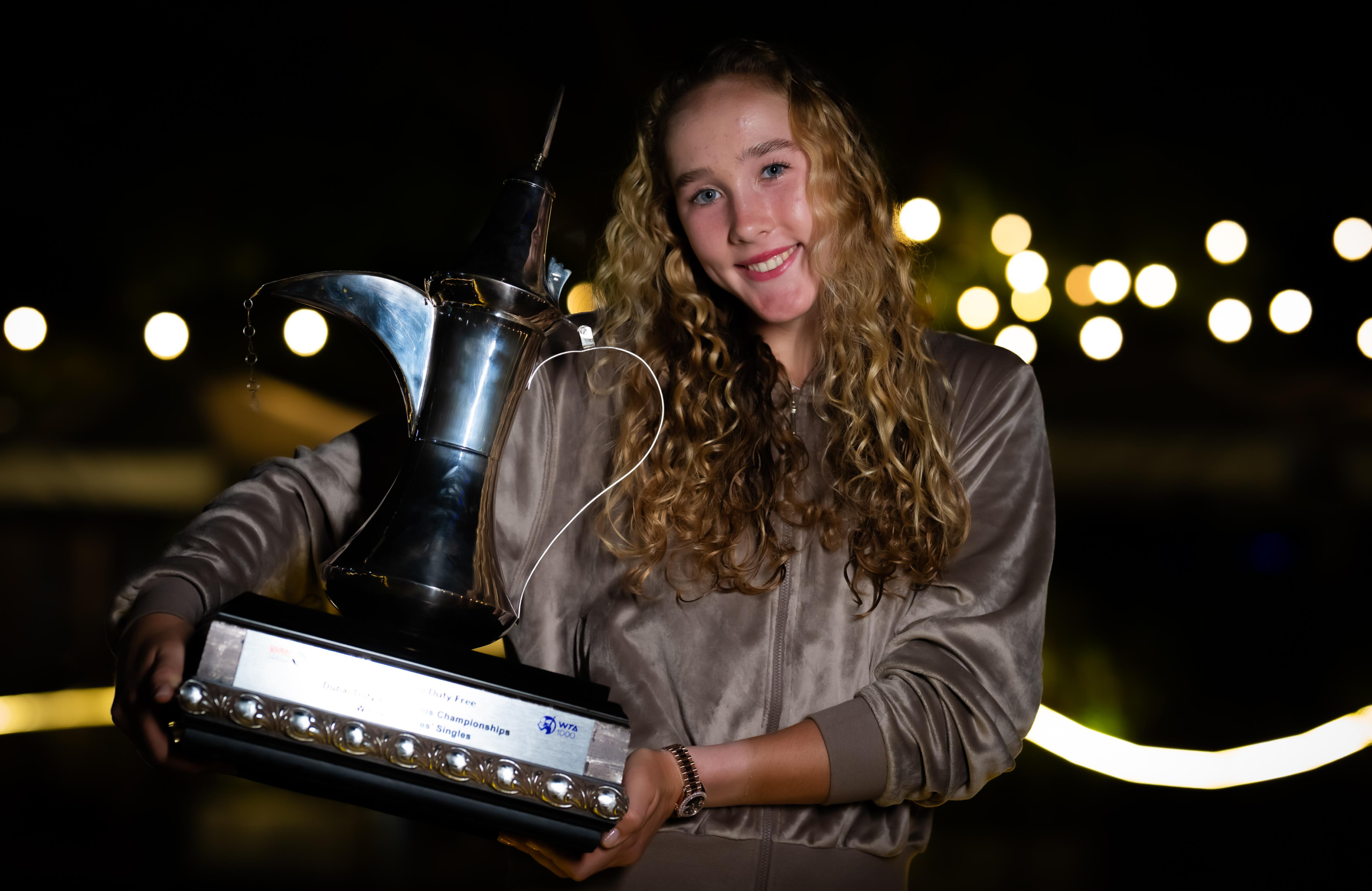 Mirra Andreeva extends her winning streak in Stuttgart after beating Alycia Parks. A Swiatek clash now awaits in a key 2026 showdown.