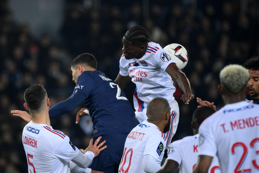Lyon beat PSG 2-1 in Ligue 1 as Endrick scores and assists. Full stats, analysis, and title race impact explained.