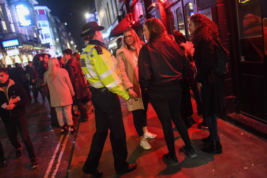 Klaudia Glam Argyll Street Incident: What Happened in London