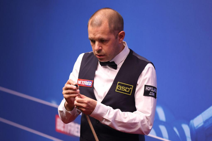 Barry Hawkins biography, net worth, age, career, family, rankings, wife, and latest news in one complete profile of the English snooker star.