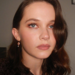 Cailee Spaeny biography, net worth, age, movies, career, family and relationships. Full 2026 profile with latest updates and achievements.