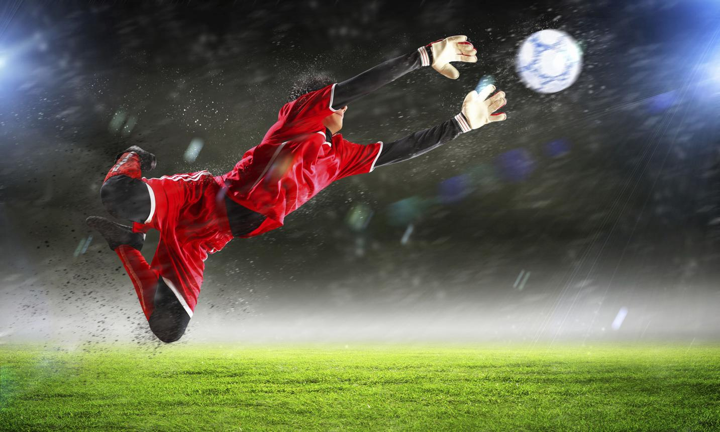 Discover the role of a goalkeeper, including skills, risks, and modern tactics shaping football’s most demanding position.